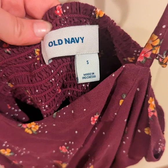 Old Navy Plum Floral Maxi Dress - Picture 3 of 7